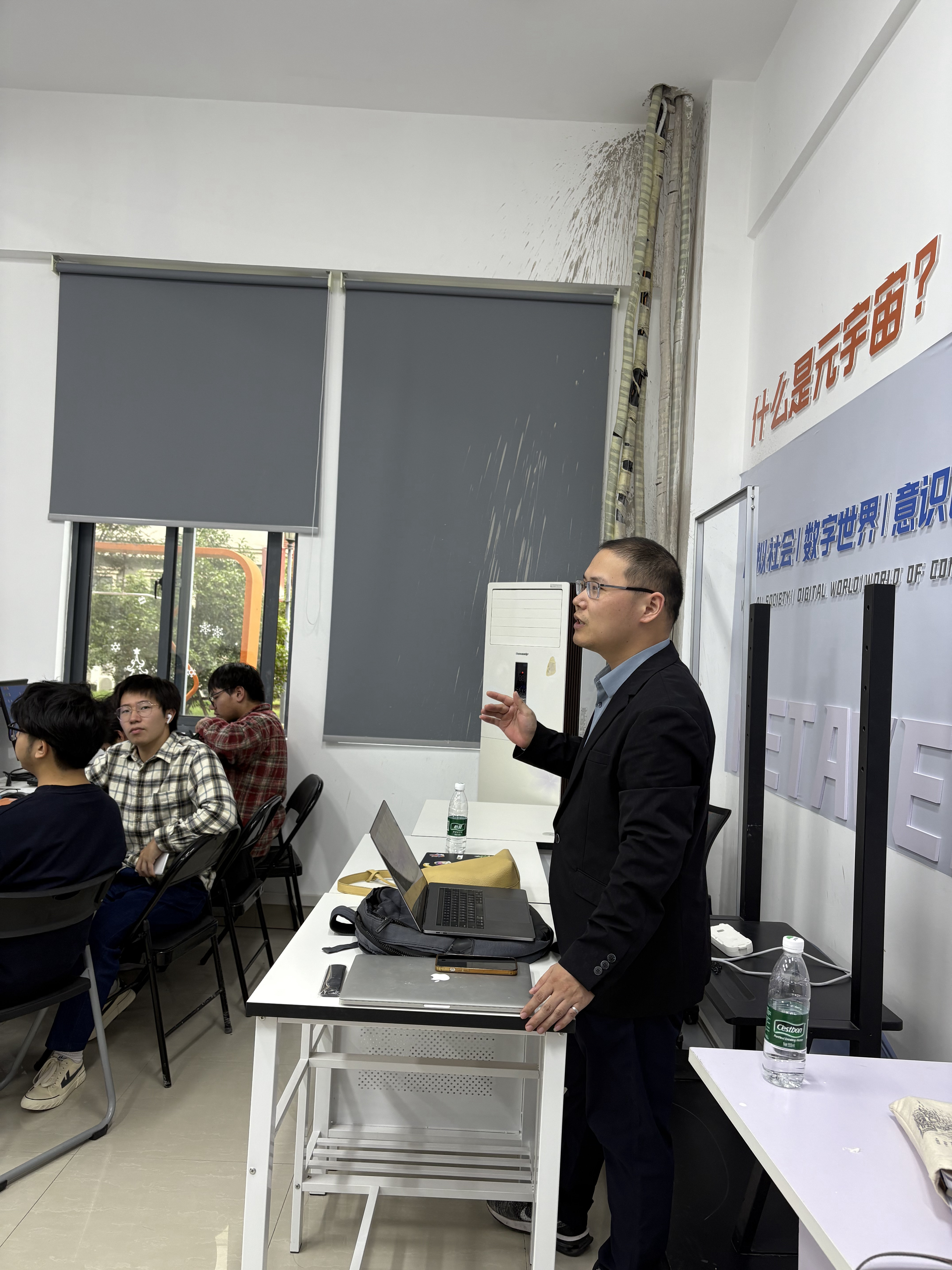 会会平台携手上海中侨职业技术大学，共启社群运营实战课程