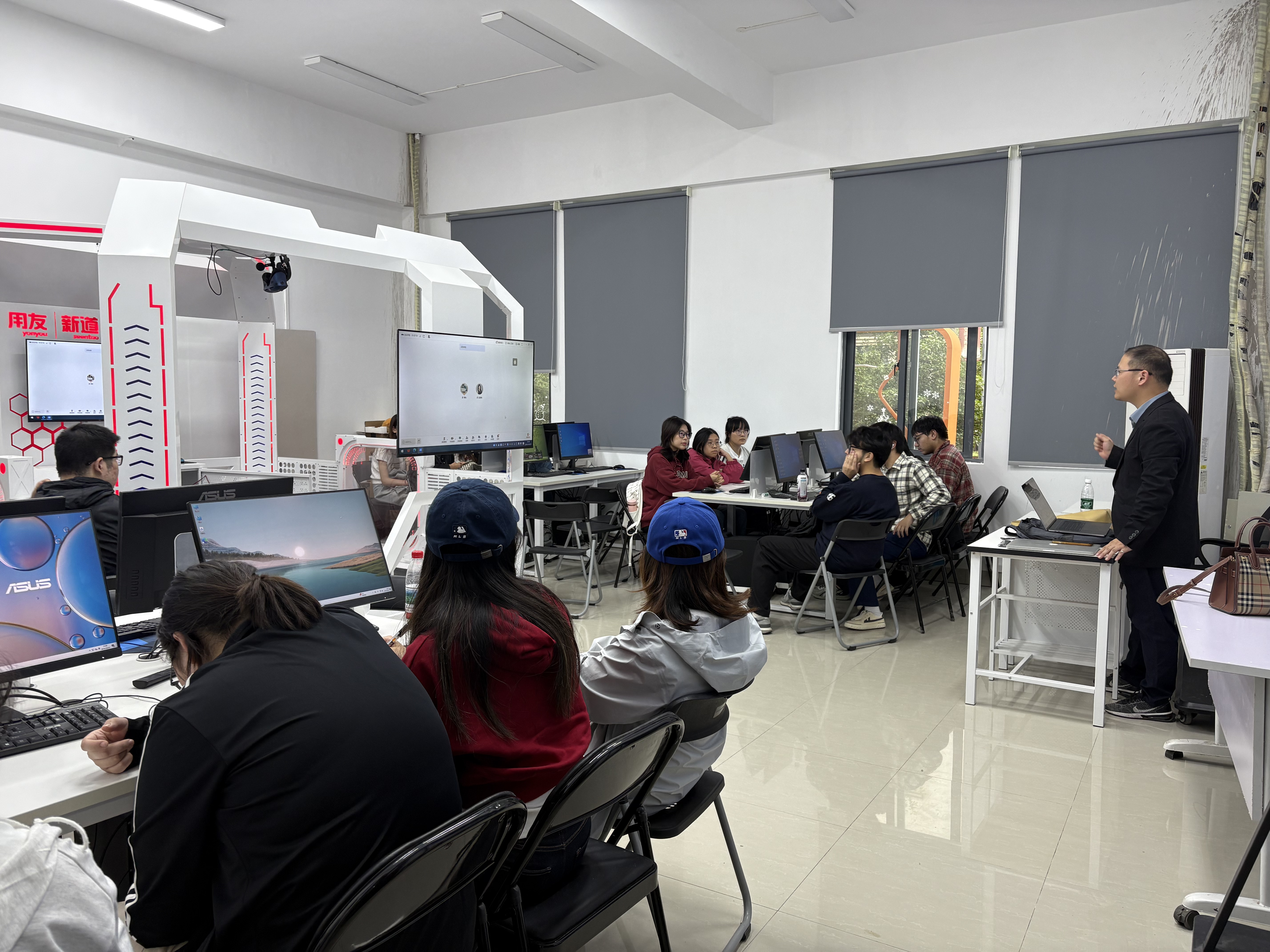 会会平台携手上海中侨职业技术大学，共启社群运营实战课程