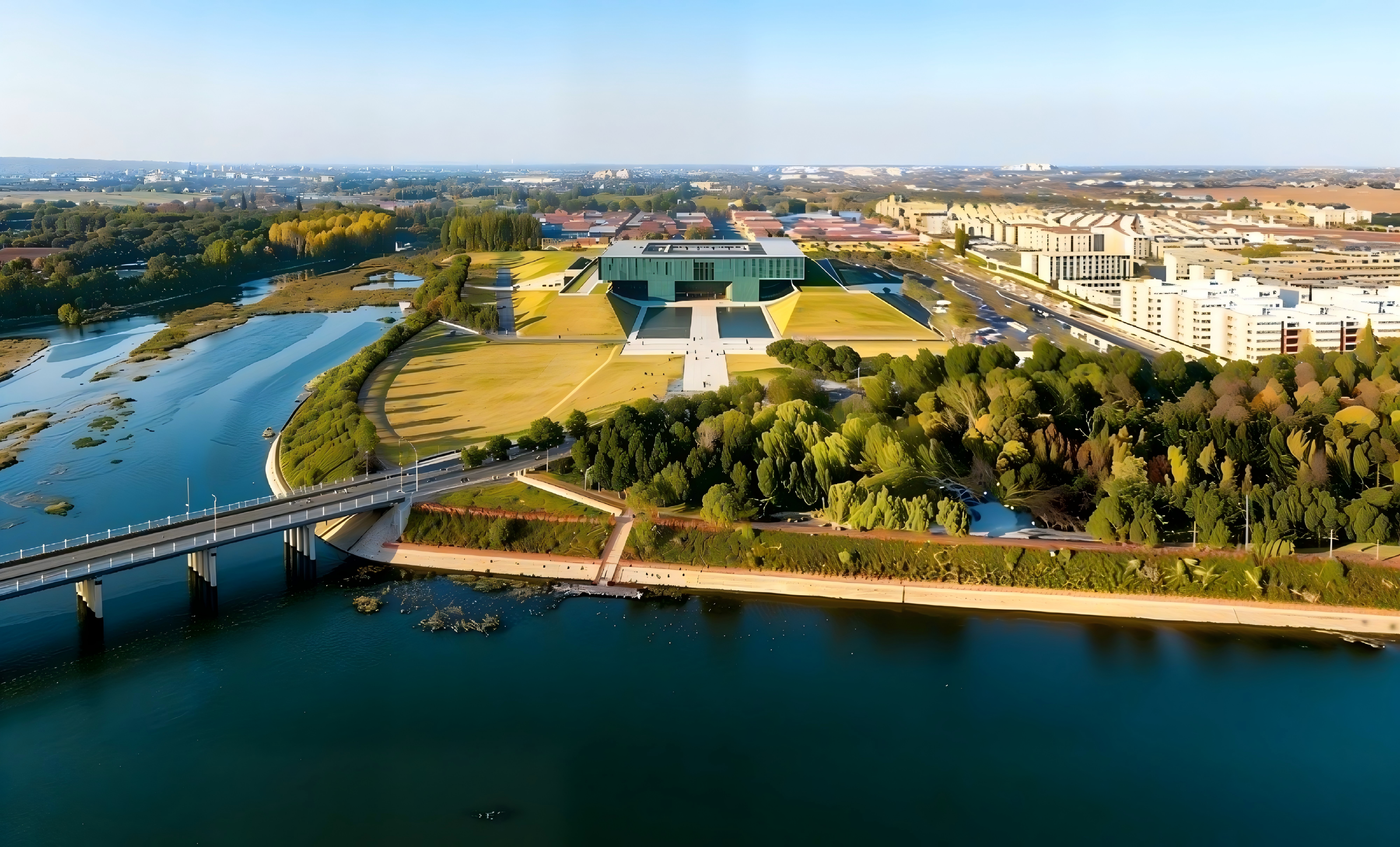 会会与安阳市政府领导共商“线上城市” 