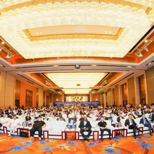 中老建交65周年官方联谊晚宴
主办方：老挝人民民主共和国驻华大使馆
参会招募 赞助招商