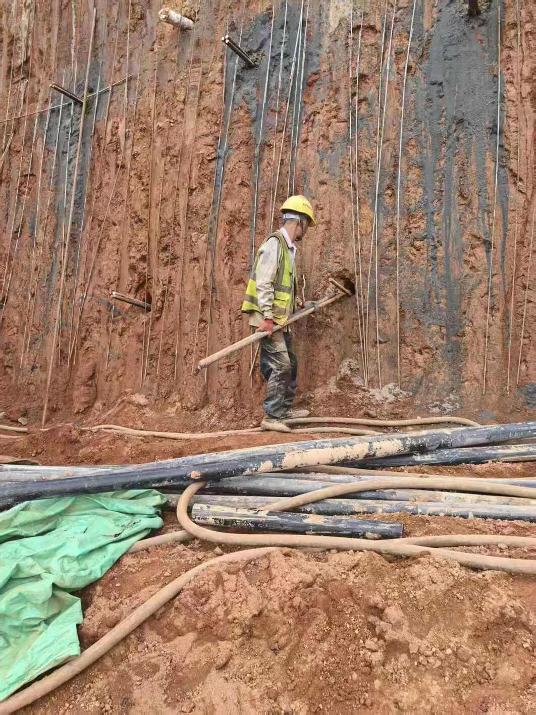 经参调查丨福建一水库大坝建设被指偷工减料（记者 王文志 刘超 制作 李昱佑）